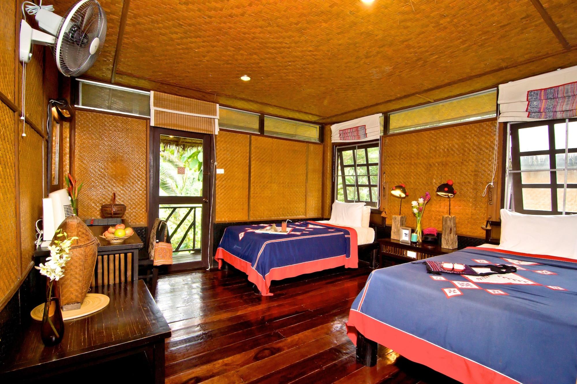 Hmong Hilltribe Lodge Маэ-Рим Экстерьер фото