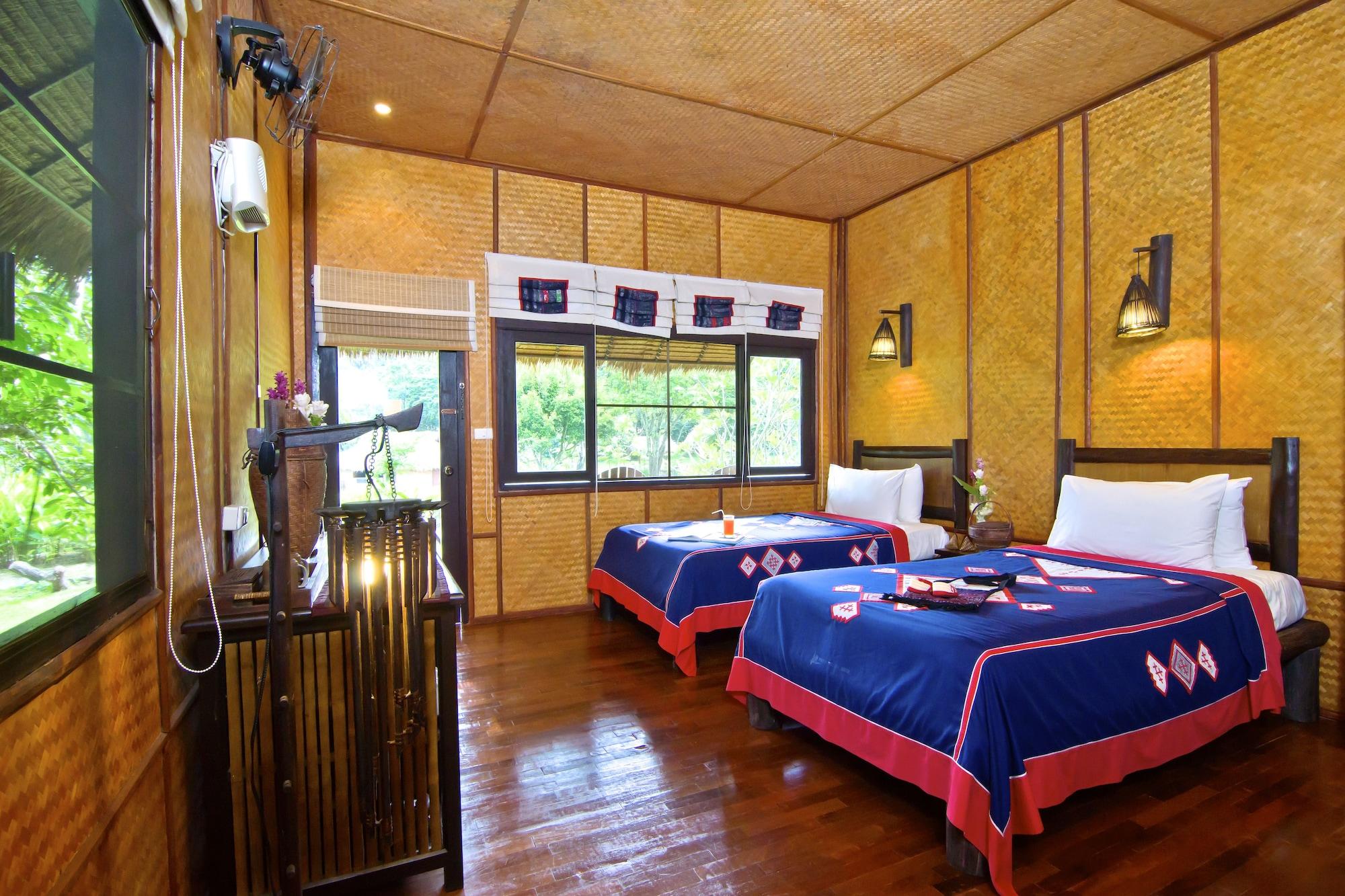 Hmong Hilltribe Lodge Маэ-Рим Экстерьер фото