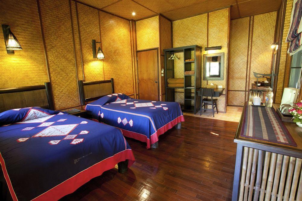 Hmong Hilltribe Lodge Маэ-Рим Экстерьер фото
