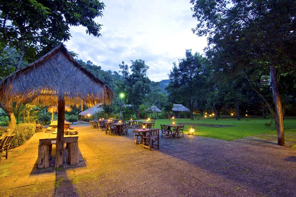 Hmong Hilltribe Lodge Маэ-Рим Экстерьер фото