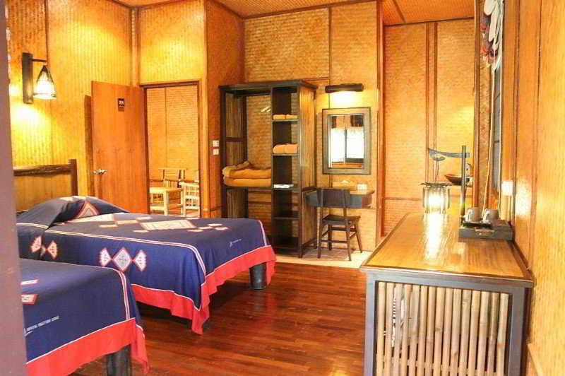 Hmong Hilltribe Lodge Маэ-Рим Экстерьер фото
