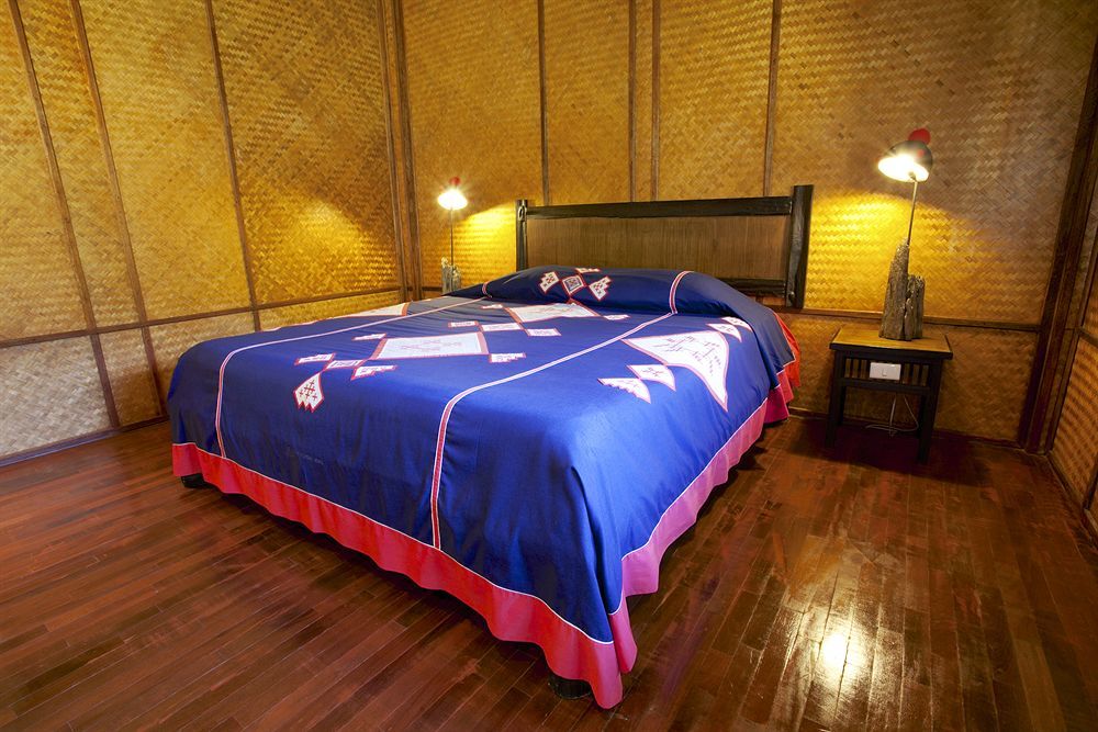 Hmong Hilltribe Lodge Маэ-Рим Экстерьер фото